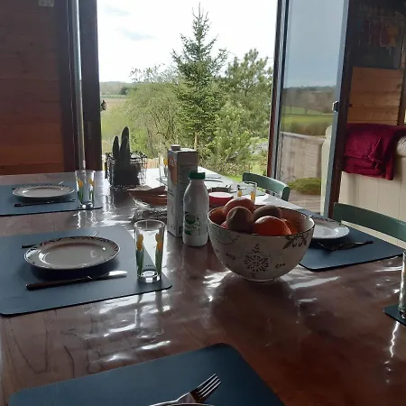 Petite Cocagne, Maison De Vacances Wibrin וויברין