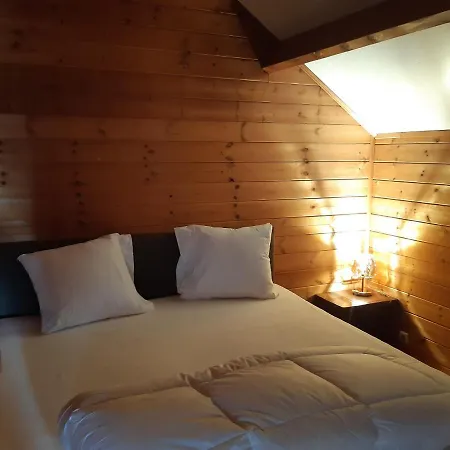 בית נופש Petite Cocagne, Maison De Vacances Wibrin וויברין